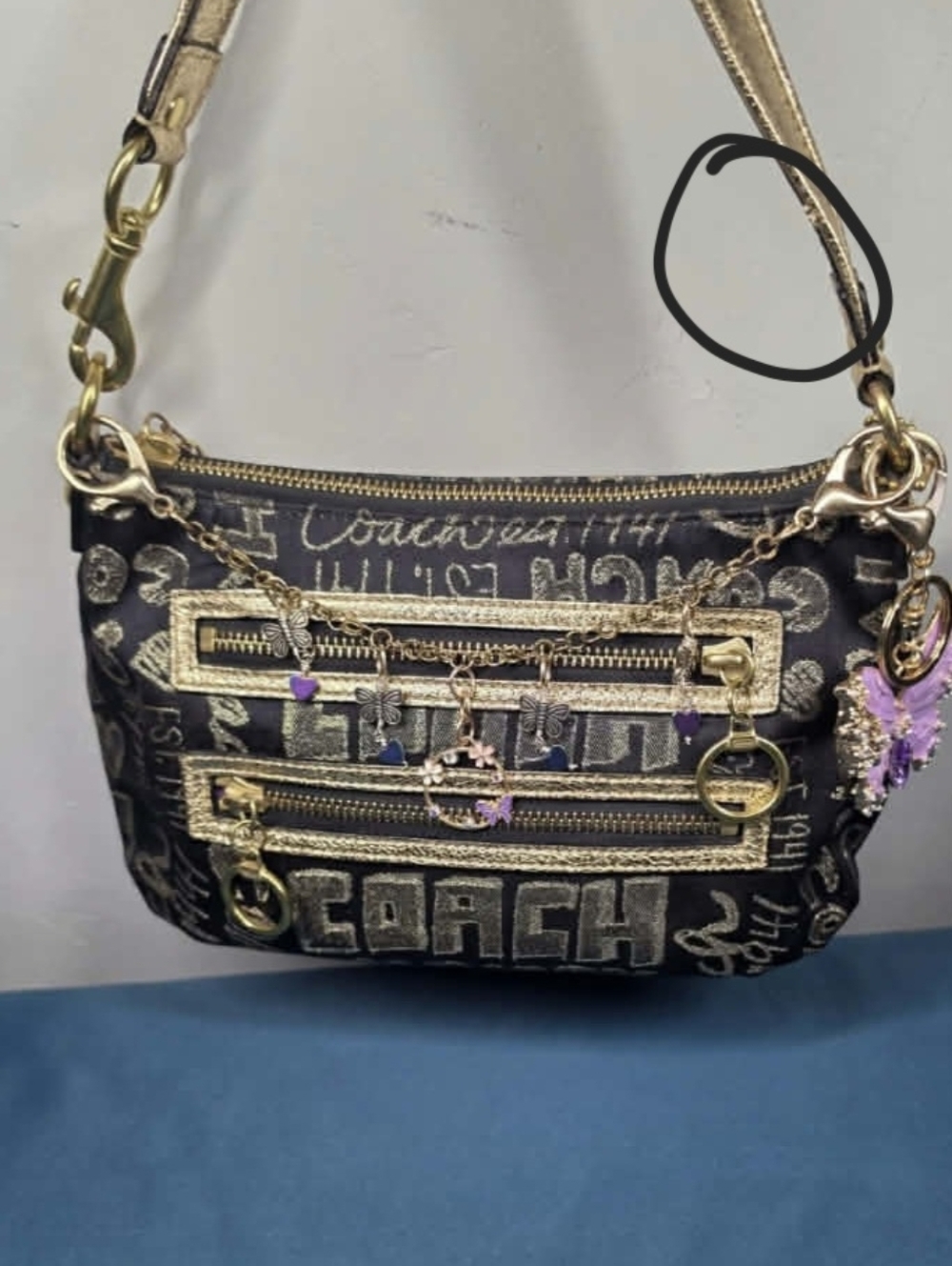 COACH Poppy Graffiti Glam/ Swingback - Picture 5 of 9